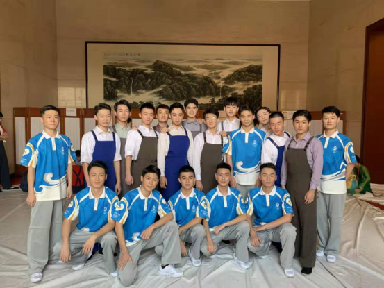 【定稿】演出归来909.png